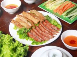 Nem nướng và lẩu gà cực ngon phố Cửa Bắc