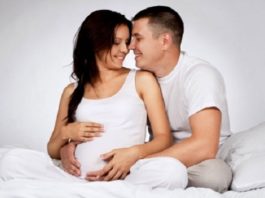 Coi chừng đẻ non vì "chuyện ấy"