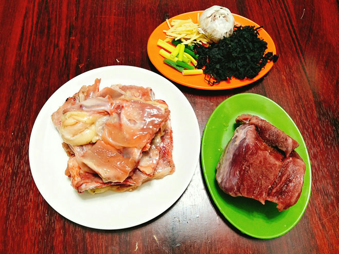 Canh rong biển thịt bò thơm ngọt, nóng hổi cho bữa cơm chiều - 2