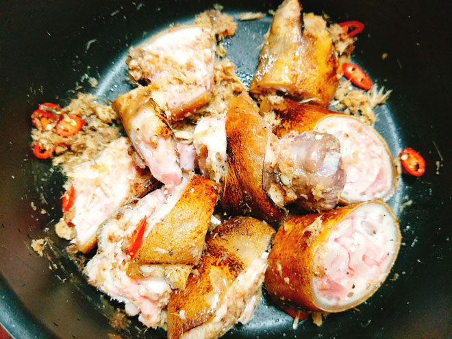 Lạnh thế này ăn thịt giả cầy thì hao cơm phải biết! - 7