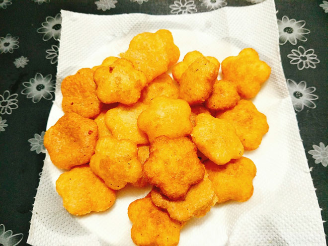 Sáng mùa đông, bỗng thèm xôi chiên phồng giòn tan, thơm béo - 10