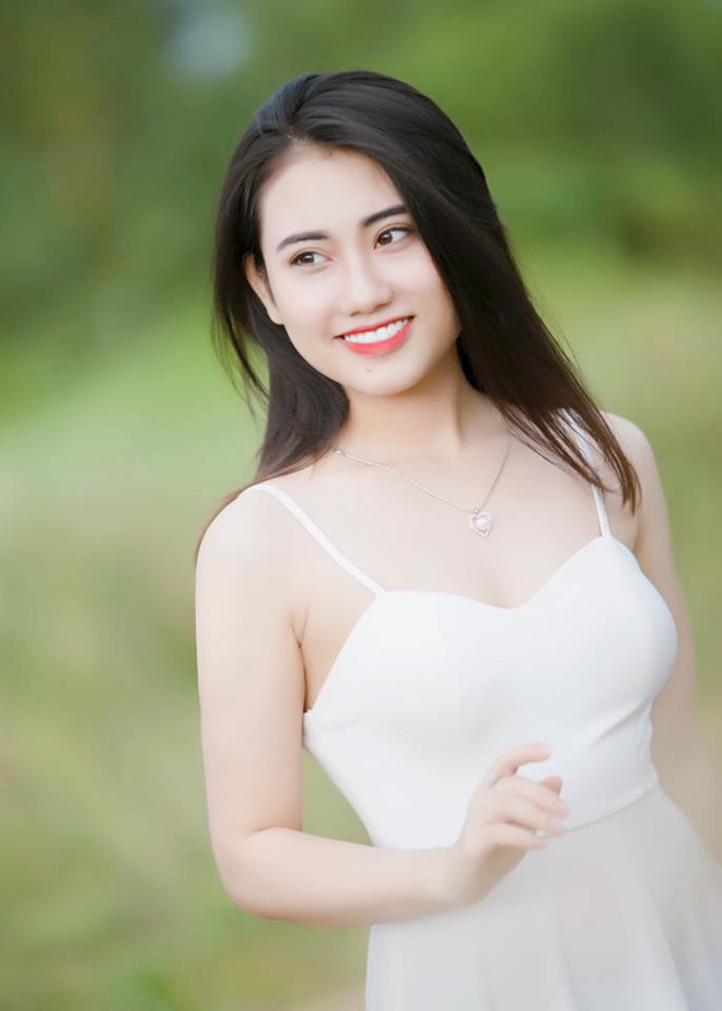 Nữ sinh xinh đẹp khiến cả 8 soái ca "say đứ đừ” trên sân khấu - 6