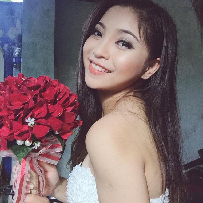 Vẻ đẹp gợi cảm của bạn gái "người hùng" U23 Việt Nam - 7