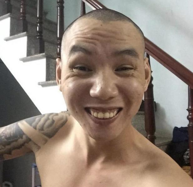 Cô vợ phấn khích với mái tóc "cờ đỏ sao vàng" của chồng sau chiến thắng của U23 Việt Nam - 7