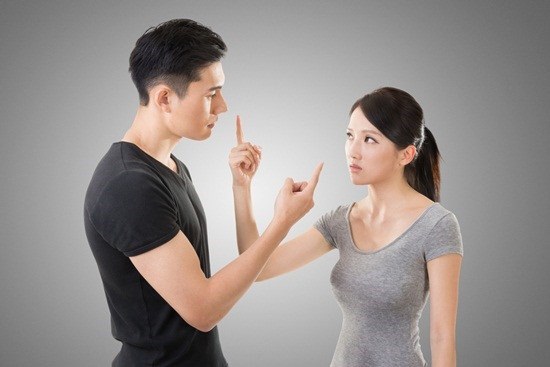 Gia đình lục đục “chiến tranh” chỉ vì... cành đào Tết - 1