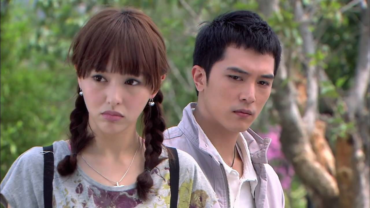 Nghỉ Tết, tôi phát sốt vì đi đâu cũng nghe câu “chói tai” này - 1