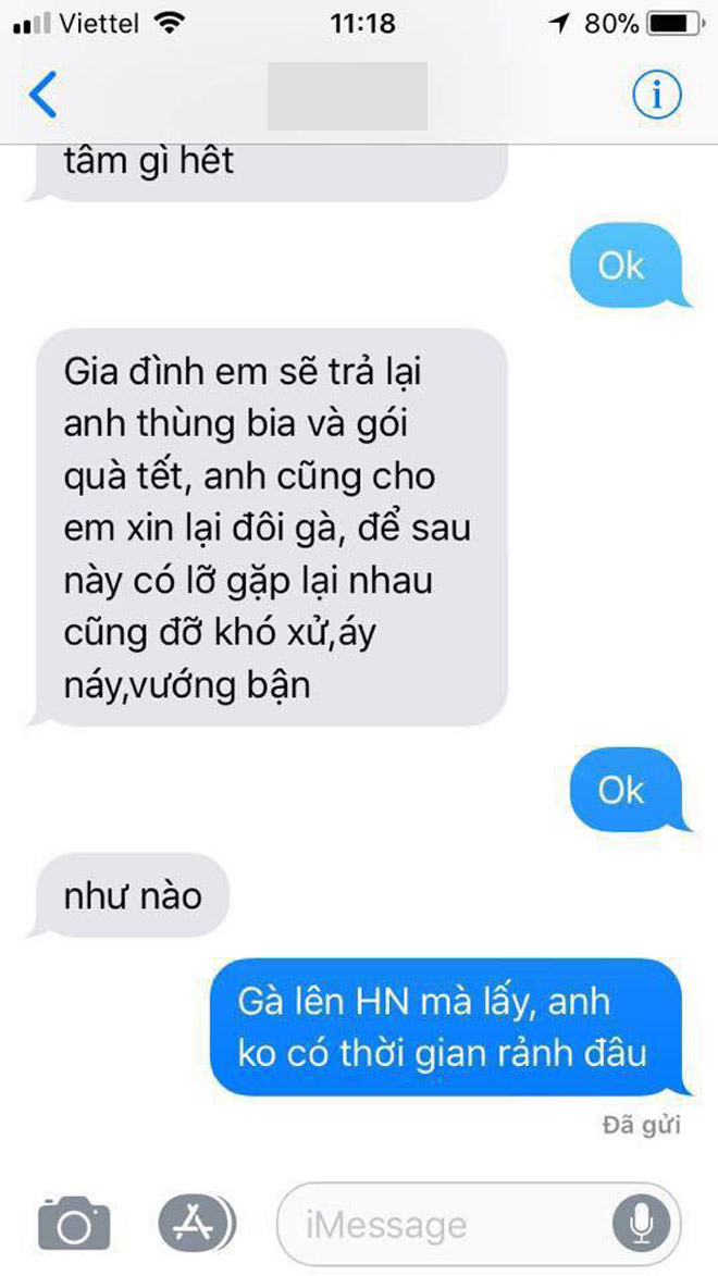 Chia tay đúng mùng 1 Tết, chàng trai bị bạn gái đòi lại đôi gà - 1