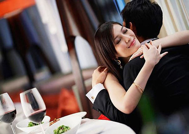 Gái làm thuê chủ động "thả thính", chồng tôi lập tức "sảy chân" - 1