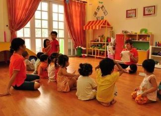 Những sai lầm trong việc giáo dục trẻ sớm