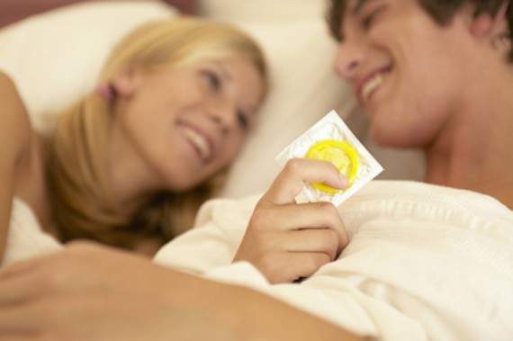 nam giới và tình dục an toàn, tránh lâ nhiễm các bênh lây truyền qua đường tình dục, tránh quan hệ khi mệt mỏi, tránh rượu bia thuốc lá, đồ uống có ga, các chất kích thích gây nghiện, vệ sinh trước và sau quan hệ, quan hệ một vợ một chồng