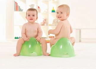 Biểu hiện bất thường ở phân của trẻ
