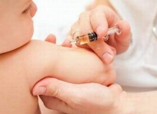 Những phản ứng không mong muốn của tiêm phòng.