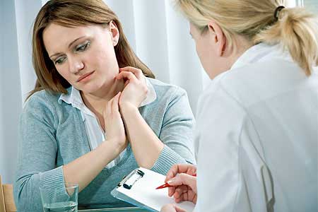 lưu ý, điều trị, giang mai, caung ấp thông tin, tránh quan hệ, không nên manh thai, khám định kì, tuân thủ phác đồ điều trị, kiên trì