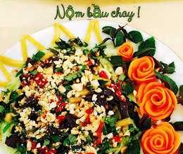 Nộm bầu chay !