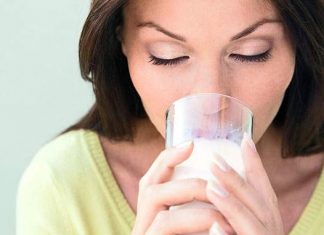 Cách chăm sóc vết mổ và vận động sau sinh mổ