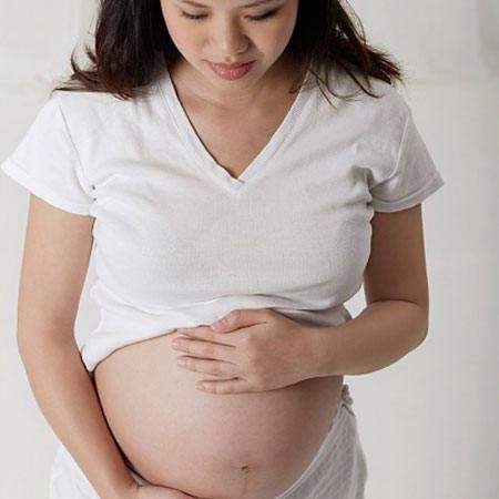 mang thai, tiểu nhiều khi mang thai, mang thai đi tiểu nhiều, són tiểu khi mang thai, thai phụ, thai kỳ, 