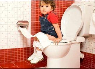 Cách chăm sóc trẻ bị tiêu chảy.