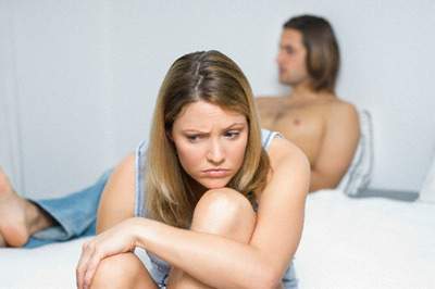 nguy cơ, quan hệ, ngày có kinh nguyệt, viêm nhiễm, bệnh lây truyền, có thai, mất mỹ quan, điều lưu ý, bao cao su, vệ sinh sạch sẽ